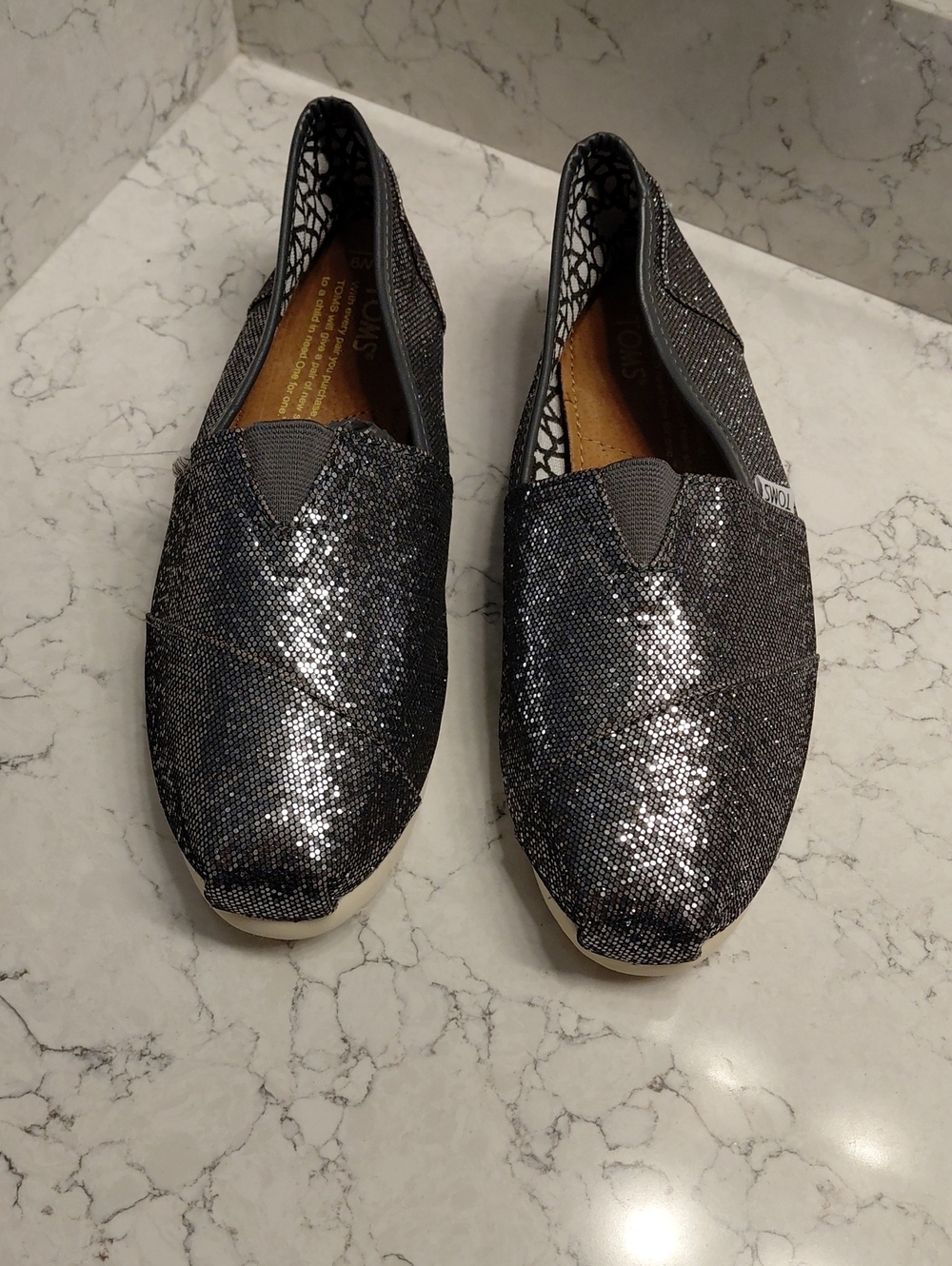 New TOMS Classic Alpargata Black Glitter Sparkle SLIP ON Size 9 Womens